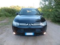 Usata Mitsubishi Outlander 150 CV (110 kW) 2015 Nero SUV