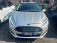 Usata Ford Fiesta Titanium 97 CV (71 kW) 2013 Grigio Coupé