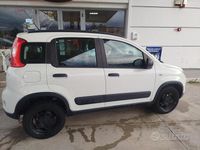 Usata Fiat Panda 4x4 S 85 CV (62 kW) 2019 Bianco Utilitaria