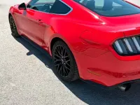 Begagnad Ford Mustang 290 HK (213 kW) 2018 Röd Sportkupé