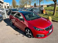 Usata Peugeot 308 GT-line 131 CV (96 kW) 2018 Rosso Station wagon
