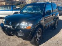 Usata Mitsubishi Pajero 165 CV (121 kW) 2001 Nero SUV