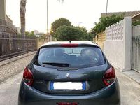 Usata Peugeot 208 Allure 75 CV (55 kW) 2017 Utilitaria