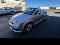 Usata Opel Tigra Sport 90 CV (66 kW) 2009 Cabrio