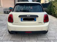 Usata Mini One D 95 CV (69 kW) 2017 Bianco Utilitaria