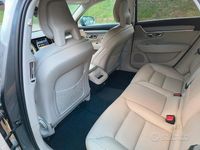 Usata Volvo S90 Momentum 190 CV (139 kW) 2019 Grigio Berlina