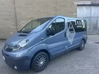 Usata Opel Vivaro 120 CV (88 kW) 2011 Grigio Monovolume