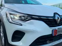 Usata Renault Captur Intens 101 CV (74 kW) 2021 Bianco SUV