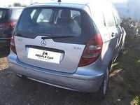 Usata Mercedes A180 Elegance 109 CV (80 kW) 2005 Grigio Monovolume