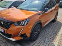 Usata Peugeot 2008 GT 155 CV (114 kW) 2019 Arancione SUV