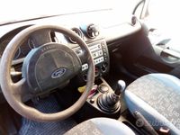 usata Ford Fiesta 1.4 tdci anno 2005 allest. ghia 5p