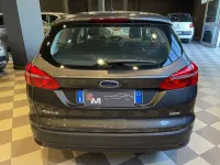 Usata Ford Focus S 101 CV (74 kW) 2016 Grigio Station wagon