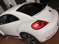 Usata VW Beetle 200 CV (147 kW) 2012 Bianco Utilitaria