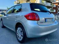 Usata Toyota Auris Sol 124 CV (91 kW) 2007 Grigio Utilitaria