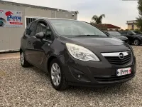 Usata Opel Meriva Cosmo 101 CV (74 kW) 2013 Grigio Monovolume
