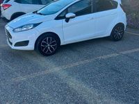 Usata Ford Fiesta 75 CV (55 kW) 2013 Bianco Utilitaria