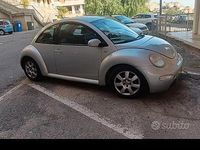 Usata VW New Beetle 101 CV (74 kW) 2003 Grigio Utilitaria
