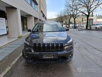 Usata Jeep Cherokee Longitude 185 CV (136 kW) 2015 Nero SUV
