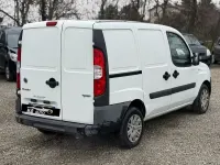 Usata Fiat Doblò 103 CV (75 kW) 2009 Bianco Monovolume
