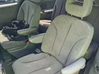 Usata Chrysler Grand Voyager 143 CV (105 kW) 2008 Grigio Monovolume