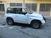 Usata Suzuki Vitara 97 CV (71 kW) 1996 Bianco pastello SUV