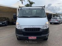 Usata Iveco Daily 170 CV (125 kW) 2012 Bianco pastello Furgone