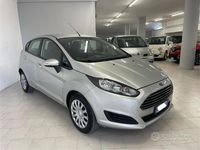 Usata Ford Fiesta Business Edition 97 CV (71 kW) 2013 Grigio Berlina