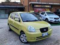 Usata Kia Picanto Spirit 61 CV (44 kW) 2006 Verde Utilitaria