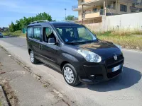 Usata Fiat Doblò 120 CV (88 kW) 2012 Nero Monovolume