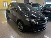 Usata Lancia Ypsilon Silver 69 CV (50 kW) 2022 Nero Utilitaria
