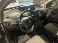 Usata Lancia Ypsilon Silver 69 CV (50 kW) 2022 Grigio Utilitaria