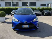 Usata Toyota Yaris Cool 69 CV (50 kW) 2017 Antracite Berlina