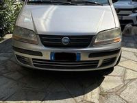 Käytetty Fiat Idea Emotion 70 HP (51 kW) 2005 Harmaa Tila-auto