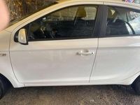 Usata Hyundai i20 Classic 75 CV (55 kW) 2014 Bianco Utilitaria