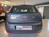 Usata Fiat Punto Easy 69 CV (50 kW) 2013 Grigio Utilitaria