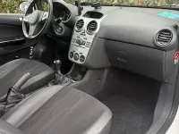 Usata Opel Corsa 65 CV (47 kW) 2013 Bianco Utilitaria