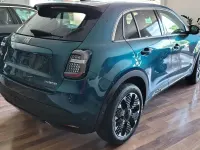 Nuova Fiat 600 La Prima 110 CV (80 kW) 2026 Verde SUV