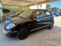 Usata Lancia Ypsilon Platinum 77 CV (56 kW) 2011 Nero Utilitaria