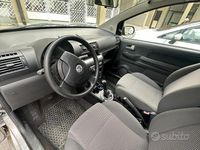 Usata VW Fox 70 CV (51 kW) 2009 Grigio Utilitaria