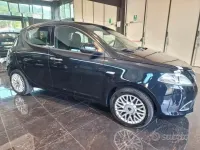 Usata Lancia Ypsilon 95 CV (69 kW) 2014 Nero Utilitaria
