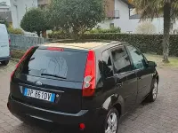 Usata Ford Fiesta 68 CV (50 kW) 2008 Nero Utilitaria