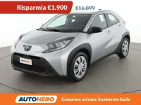 Usata Toyota Aygo X Active 72 CV (52 kW) 2022 Argento SUV