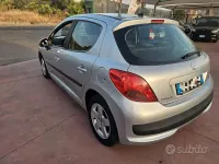 Usata Peugeot 207 68 CV (50 kW) 2009 Grigio Berlina