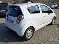 Begagnad Chevrolet Spark 68 HK (50 kW) 2011 Vit Halvkombi