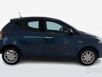 Usata Lancia Ypsilon Gold 70 CV (51 kW) 2023 Blu/azzurro Utilitaria