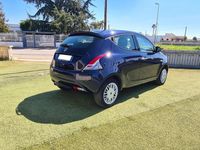 usata Lancia Ypsilon 1.2 Benz. 69 CV 5 porte Gold 12/2017 NEOPATENTATI