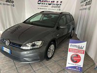 Usata VW Golf VII Business 110 CV (80 kW) 2018 Grigio scuro metallizzato Station wagon