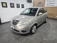 Usata Lancia Ypsilon 77 CV (56 kW) 2010 Marrone Utilitaria