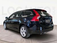Käytetty Volvo V60 Kinetic 181 HP (133 kW) 2014 Musta Farmari
