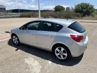 Usata Opel Astra 110 CV (80 kW) 2010 Grigio Berlina
